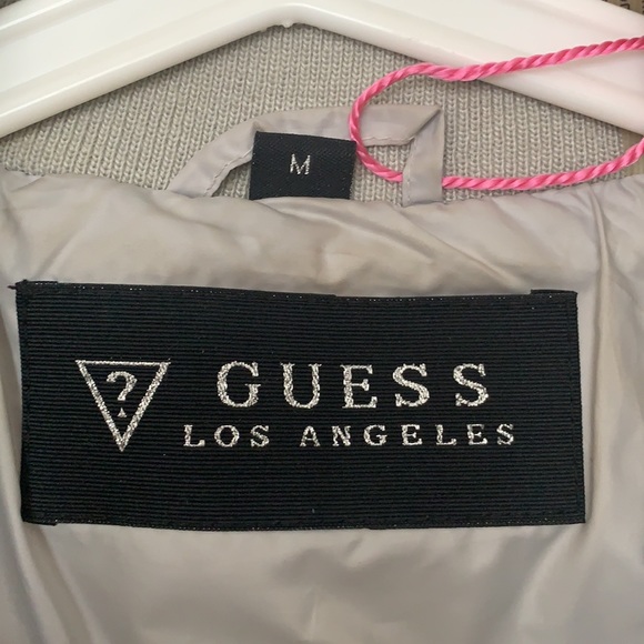 Guess puffer coat - Picture 2 of 4